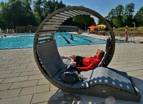 Sichern Sie sich Ihr Freibad-Ticket online